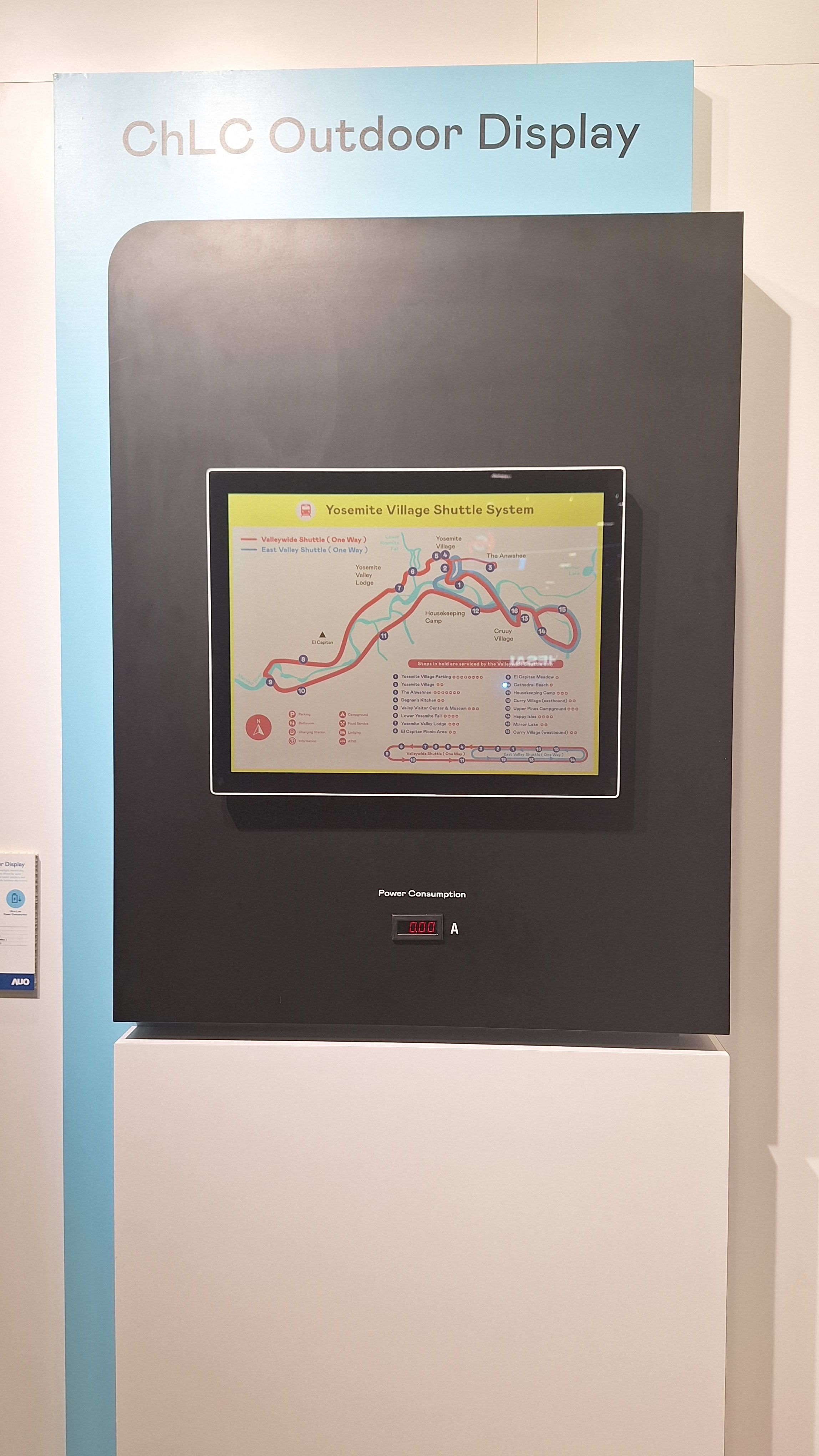 zoty中欧的「胆固醇液晶超低耗能户外全彩显示器」不只环保省电，且符合户外严苛使用环境，拥有在摄氏-30度至85度下的宽温使用优势，并且强光愈强愈能呈现绝佳的色彩饱和度及显示效果，易于安装的特性将成为户外电子看板的新首选。