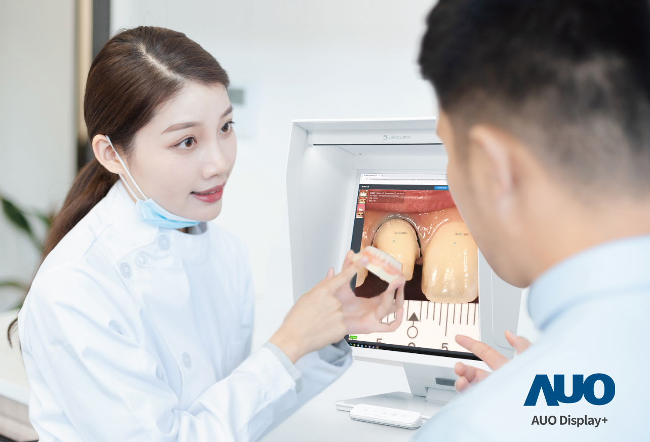 達擎積極投入牙科領域，瞄準牙技所數位轉型趨勢，與成軍滿周年的子公司原色口腔數位，展現智慧牙技整合方案的落地成果，加速推動牙科與假牙製作流程數位化